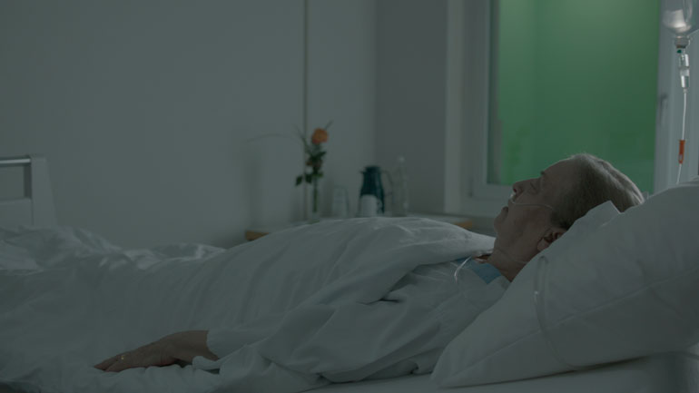 Rosie_Spital_Liegen_ORG